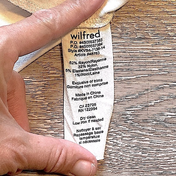 ARITZIA • WILFRED • Mini Skirt • Size 6 • Cream Speckled - Picture 7 of 16